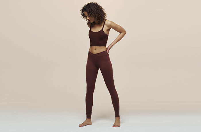 burgundy activewear - strong in style - live the process v leggings