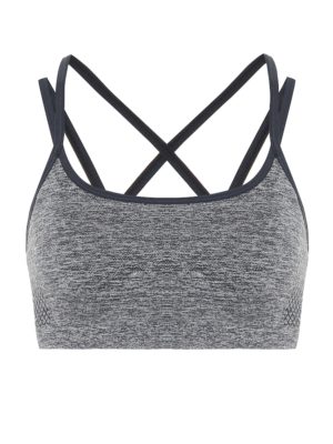 Seamless sports bra